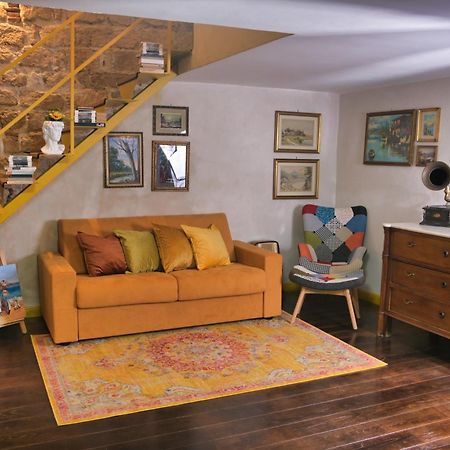 Апартаменты Carlito'S House- Un'Intera Casa Al Centro Storico Неаполь Экстерьер фото