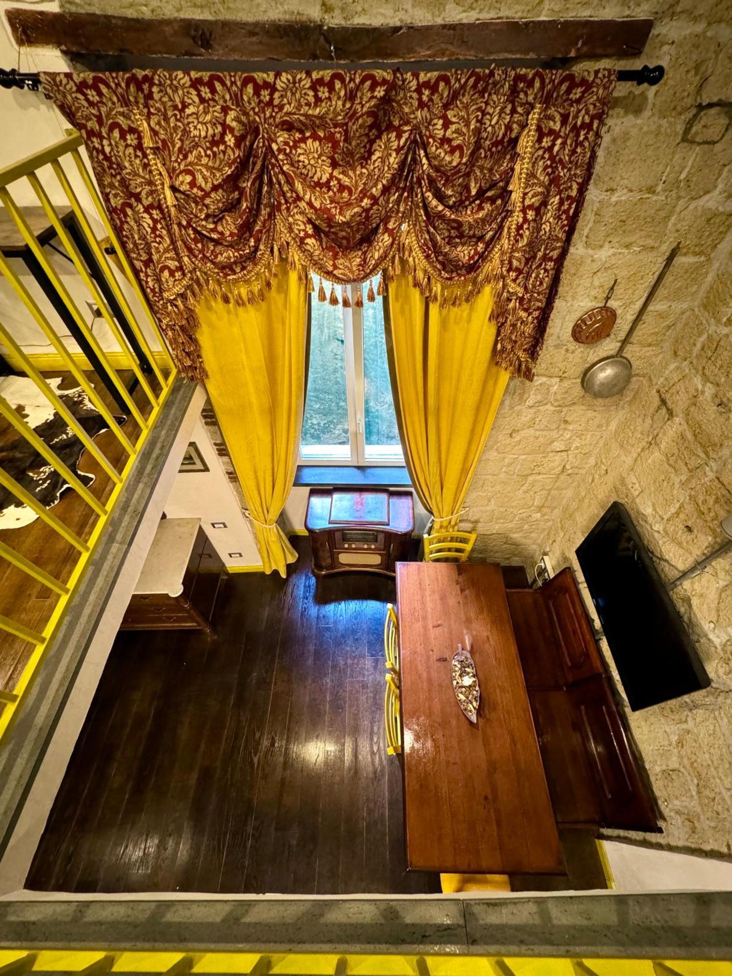 Апартаменты Carlito'S House- Un'Intera Casa Al Centro Storico Неаполь Экстерьер фото